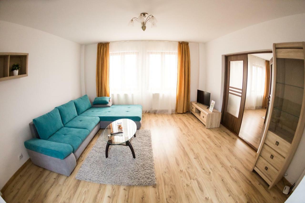 Travel Homzzz Apartments Târgu-Mureş Eksteriør bilde